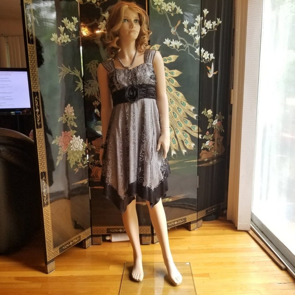 Forever 21 Size 10 Black Glittered Formal Dress